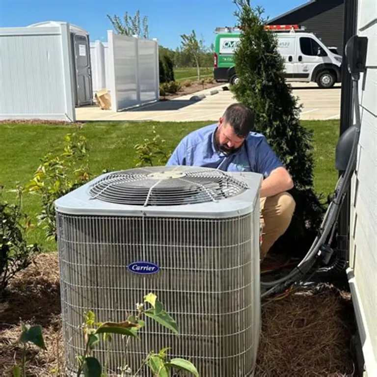 Professional HVAC Plumbing and Electrical Technician in Loogootee IN